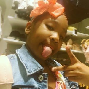 Meet your Posher, Hailey